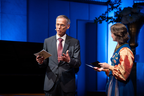 Professor Helge Holden