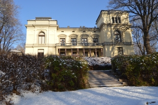 Akademiet i snø. Akademiets hus. Drammensveien 78. 