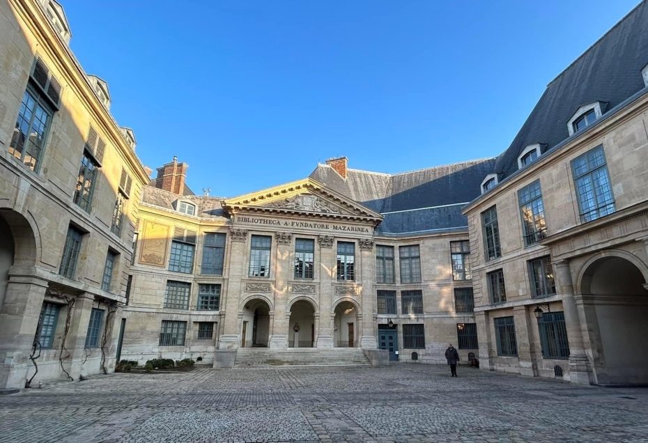 Det franske videnskapsakademi i Paris, indre gårdsrom.