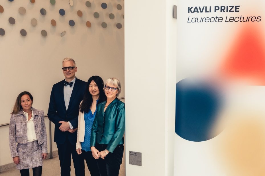 Gruppebilde av Kristine Walhovd, Winrich Freiwald, Doris Tsao og Nancy Kanwisher.