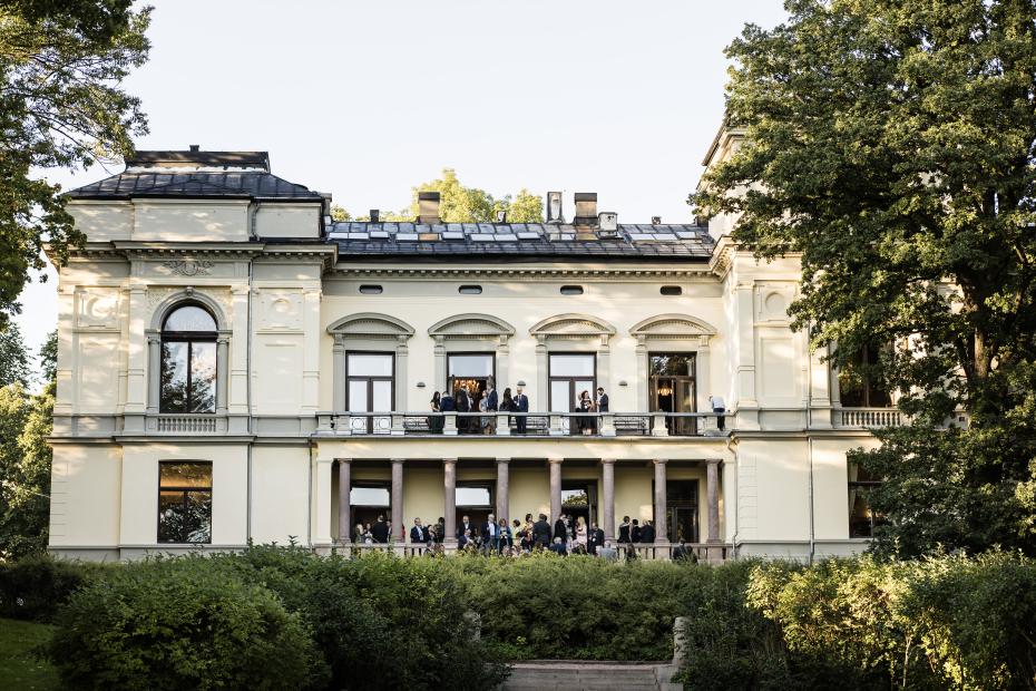 Bilde av Akademiets hus sett fra hagen